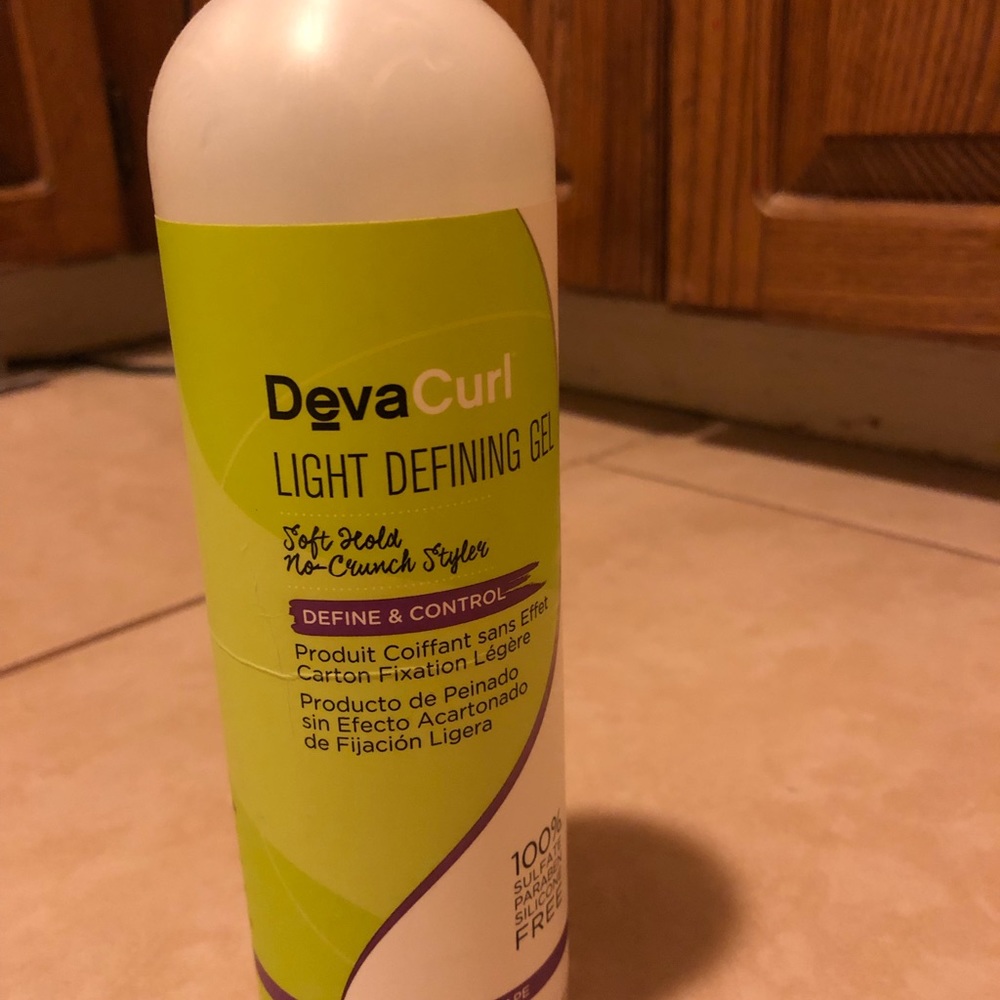 DevaCurl Light Defining Gel